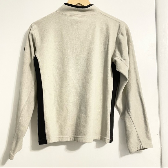 The North Face Sweater - Picture 2 of 4